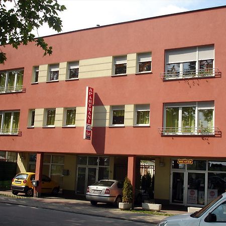 Guesthouse Sava 슬라본스키브로드 외부 사진
