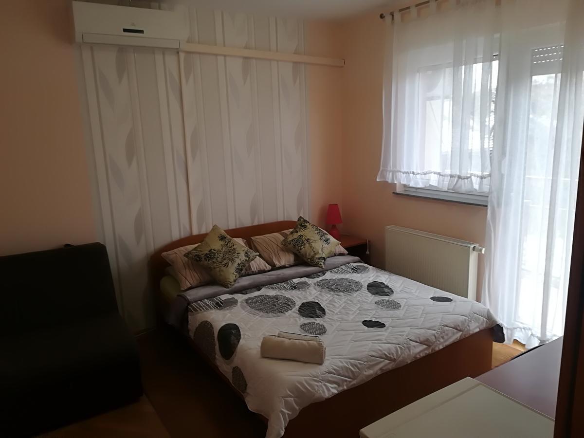 Guesthouse Sava 슬라본스키브로드 외부 사진