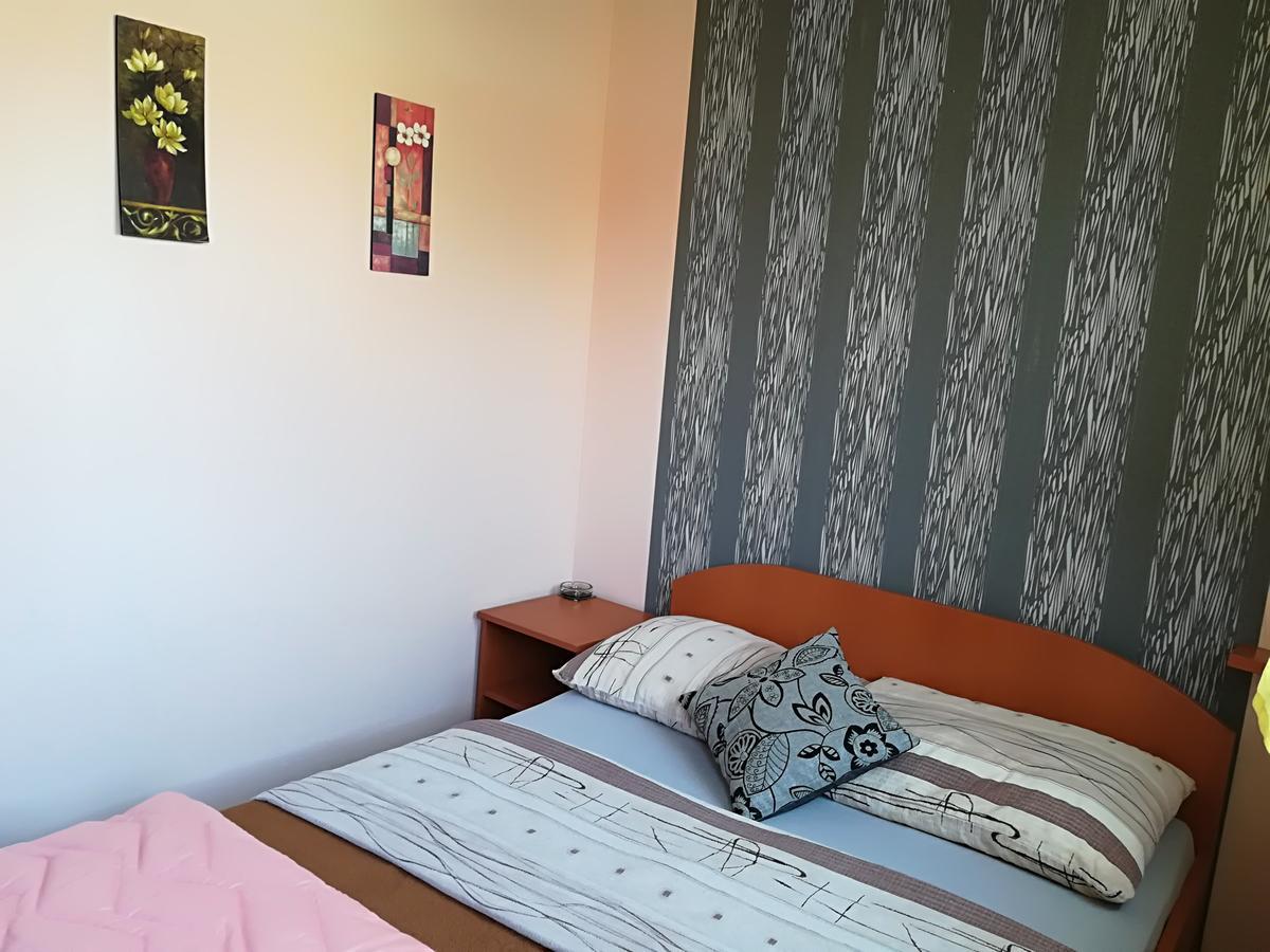 Guesthouse Sava 슬라본스키브로드 외부 사진