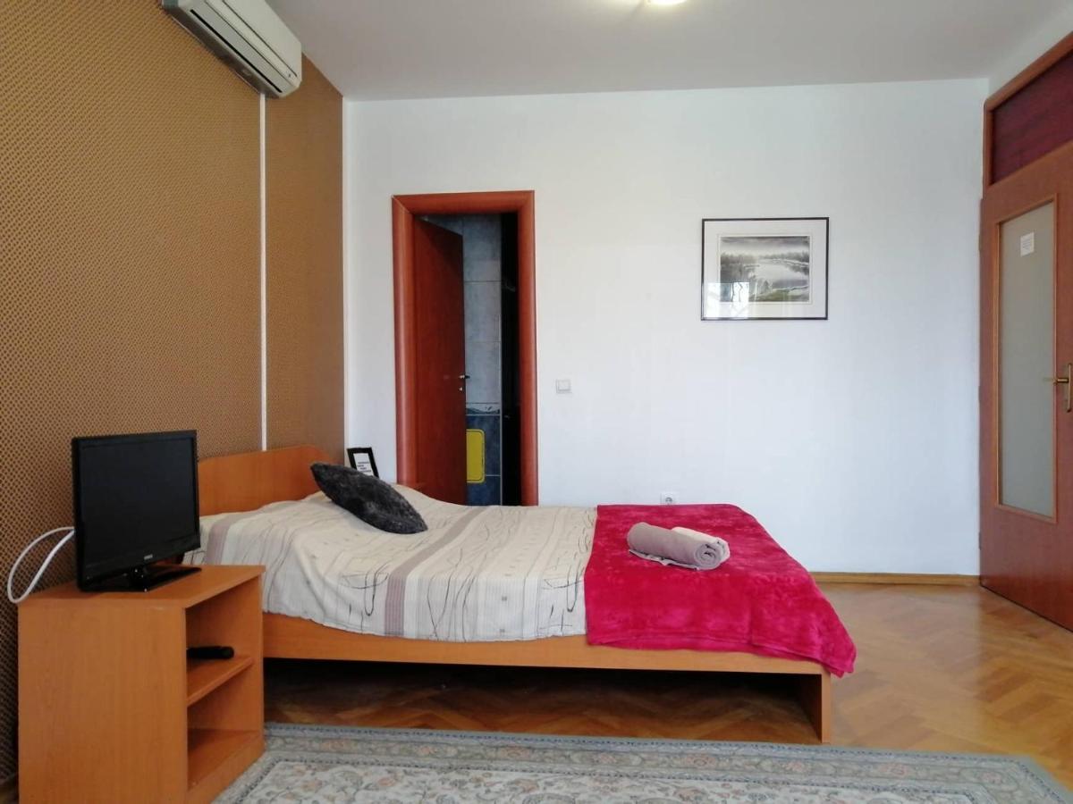 Guesthouse Sava 슬라본스키브로드 외부 사진